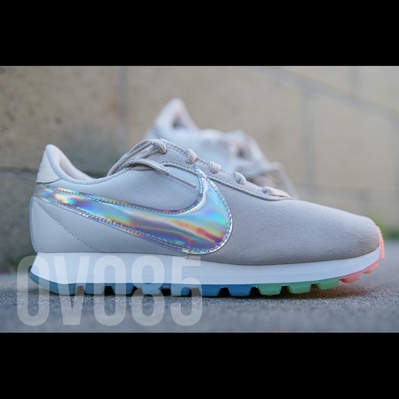 Nike Pre Love O.X. Rainbow - Picture 2 of 5